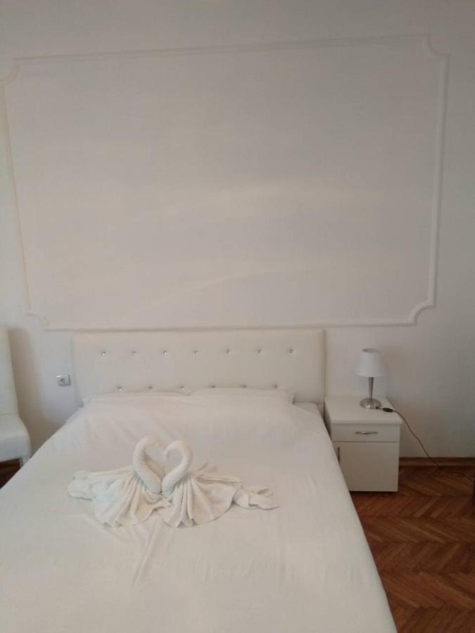 Apartment Dunja Ns Novi Sad Eksteriør billede